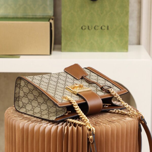 God Factory Gucci 𝐏𝐚𝐝𝐥𝐨𝐜𝐤 Brown / Small 498156 Size 26*18*10𝐜𝐦