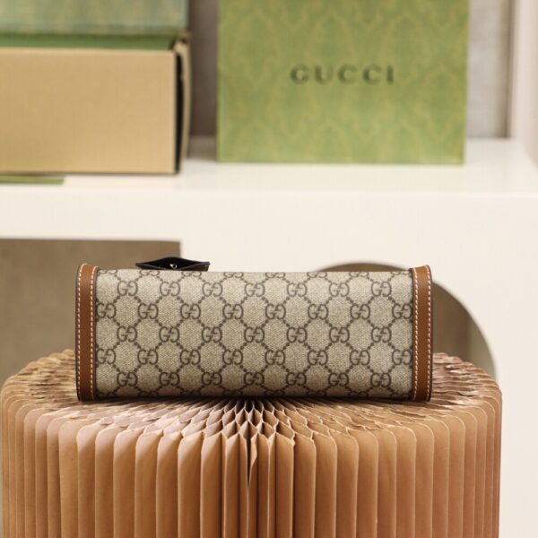 God Factory Gucci 𝐏𝐚𝐝𝐥𝐨𝐜𝐤 Brown / Small 498156 Size 26*18*10𝐜𝐦