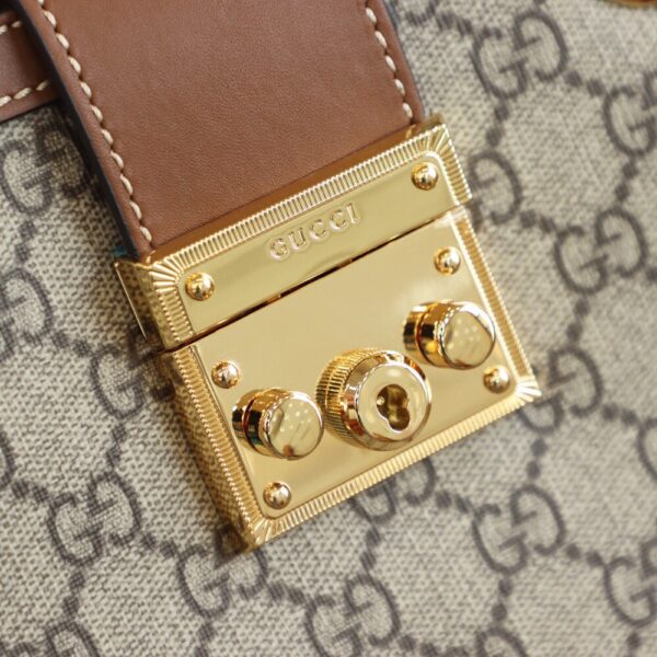 God Factory Gucci 𝐏𝐚𝐝𝐥𝐨𝐜𝐤 Brown / Small 498156 Size 26*18*10𝐜𝐦