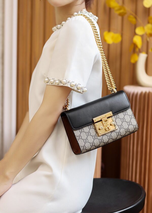 God Factory Gucci 𝙋𝙖𝙙𝙡𝙤𝙘𝙠 409487 Size 20.5*13*7.5cm
