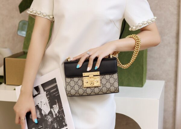 God Factory Gucci 𝙋𝙖𝙙𝙡𝙤𝙘𝙠 409487 Size 20.5*13*7.5cm