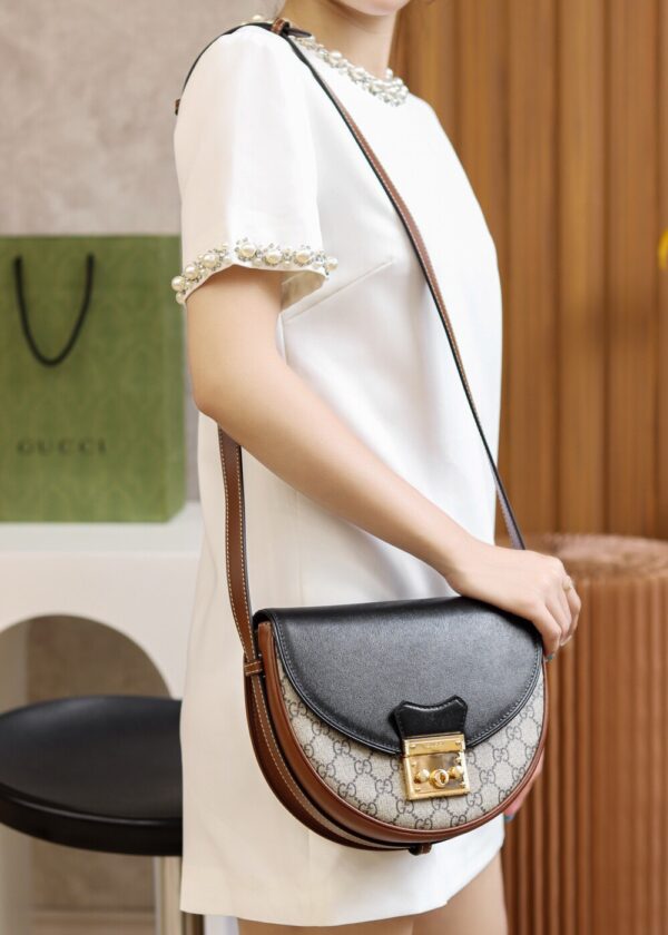 God Factory Gucci 𝙋𝙖𝙙𝙡𝙤𝙘𝙠 644524 Size 22*19.5*6.5cm