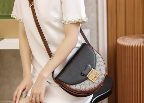 God Factory Gucci 𝙋𝙖𝙙𝙡𝙤𝙘𝙠 644524 Size 22*19.5*6.5cm