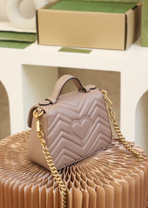 God Factory Gucci 𝐆𝐆 𝐌𝐚𝐫𝐦𝐨𝐧𝐭 𝐌𝐢𝐧𝐢 547260 21*15.5*8𝙘𝙢 Milk Tea Color