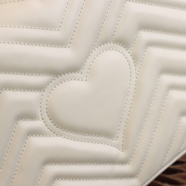 God Factory Gucci White 𝐆𝐆 𝐌𝐚𝐫𝐦𝐨𝐧𝐭 498110 Size 27*19*10.5𝙘𝙢
