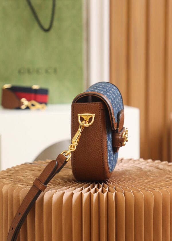 𝐇𝐨𝐫𝐬𝐞𝐛𝐢𝐭 𝟭𝟵𝟱𝟱 𝐌𝐢𝐧𝐢 658574 Size 20.6*14.4*5.1cm