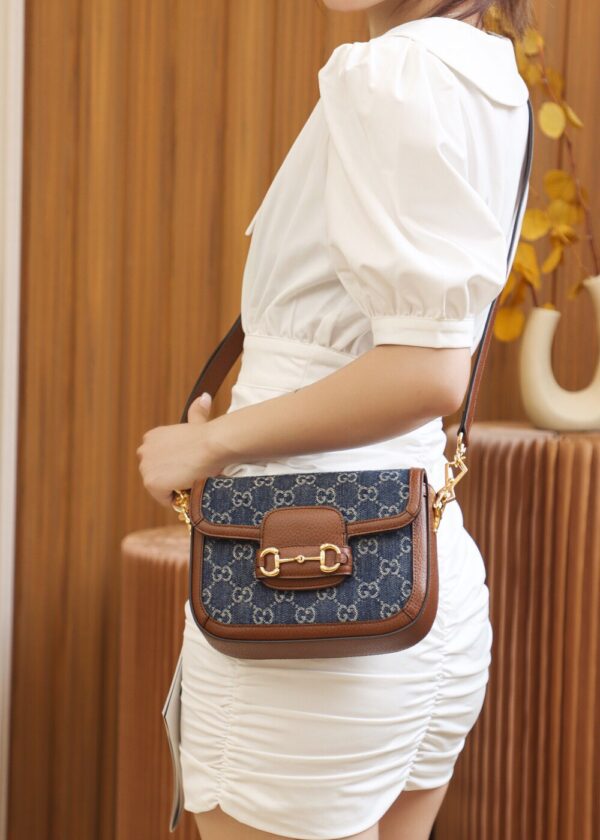 𝐇𝐨𝐫𝐬𝐞𝐛𝐢𝐭 𝟭𝟵𝟱𝟱 𝐌𝐢𝐧𝐢 658574 Size 20.6*14.4*5.1cm