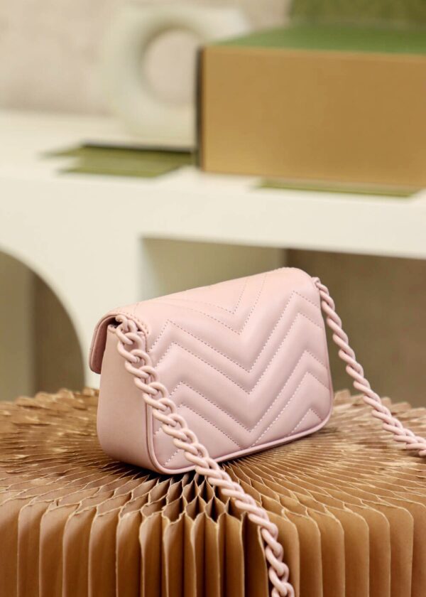 God Factory Gucci 𝐆𝐆 𝐌𝐚𝐫𝐦𝐨𝐧𝐭 Pink 699757 Size 16.5*10*5cm