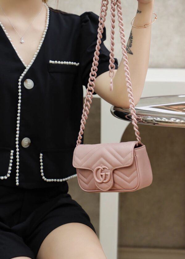 God Factory Gucci 𝐆𝐆 𝐌𝐚𝐫𝐦𝐨𝐧𝐭 Pink 699757 Size 16.5*10*5cm