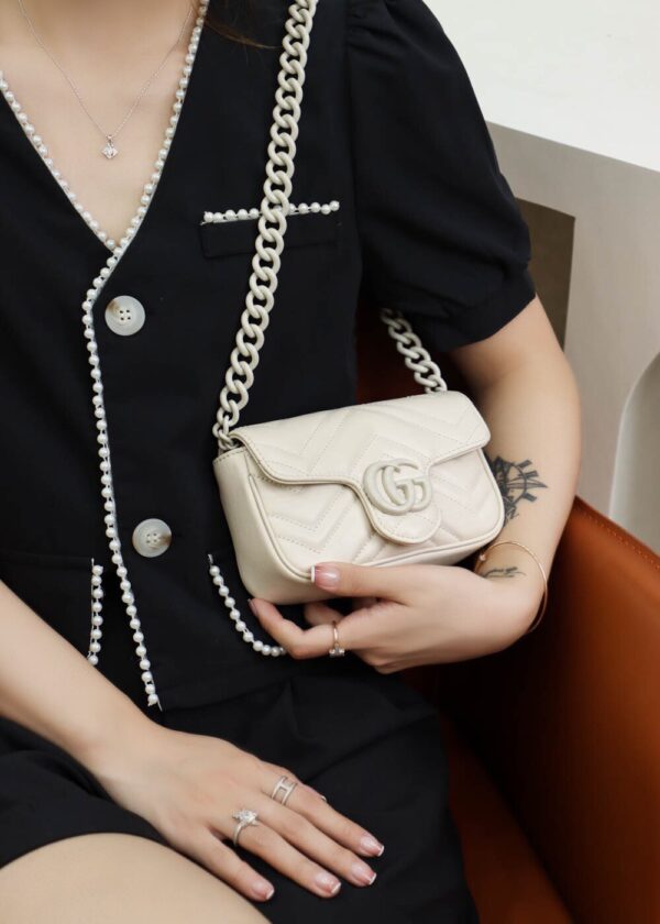 God Factory Gucci 𝐆𝐆 𝐌𝐚𝐫𝐦𝐨𝐧𝐭 White 699757 Size 16.5*10*5cm