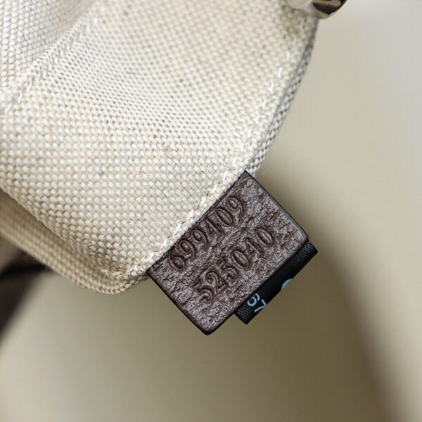 God Factory Gucci 𝐀𝐓𝐓𝐀𝐂𝐇𝐄 699409 Size 23*22*5cm