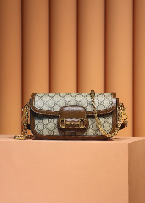 God Factory Gucci 𝐇𝐨𝐫𝐬𝐞𝐛𝐢𝐭 𝟏𝟗𝟓𝟓 New 735178 Size 24*13*5.5cm