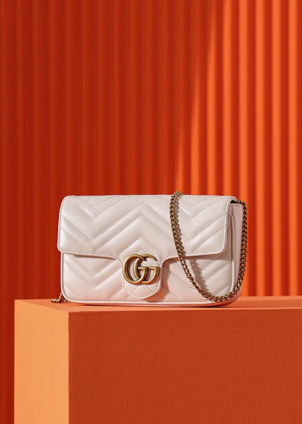 God Factory Gucci 𝐌𝐚𝐫𝐦𝐨𝐧𝐭 𝐆𝐆 Mini 751526 Size 21*12*5cm Black / White