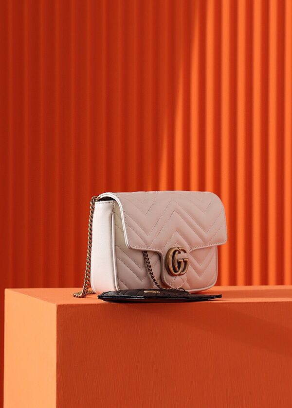 God Factory Gucci 𝐌𝐚𝐫𝐦𝐨𝐧𝐭 𝐆𝐆 Mini 751526 Size 21*12*5cm Black / White