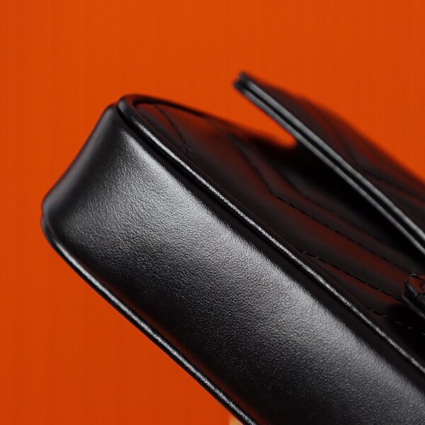 God Factory Gucci 𝐌𝐚𝐫𝐦𝐨𝐧𝐭 𝐆𝐆 Mini 751526 Size 21*12*5cm Black / White