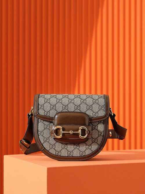 God Factory Gucci 𝐇𝐎𝐑𝐒𝐄𝐁𝐈𝐓 𝟏𝟗𝟓𝟓 760191 Size 17*18.5*7.5𝐜𝐦