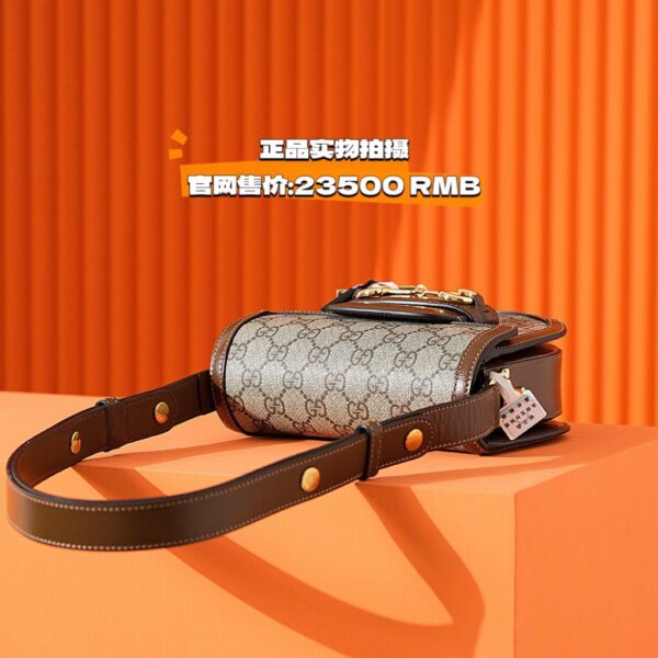 God Factory Gucci 𝐇𝐎𝐑𝐒𝐄𝐁𝐈𝐓 𝟏𝟗𝟓𝟓 760191 Size 17*18.5*7.5𝐜𝐦
