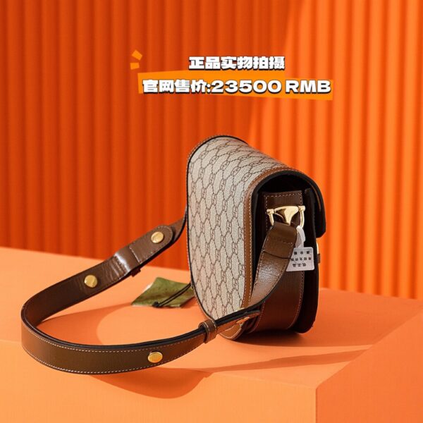 God Factory Gucci 𝐇𝐎𝐑𝐒𝐄𝐁𝐈𝐓 𝟏𝟗𝟓𝟓 760191 Size 17*18.5*7.5𝐜𝐦