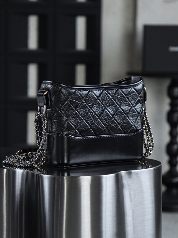 img_6824-2 God Factory Chanel Gabrielle Hobo Medium Retro Hardware Black Size 21*28*10cm