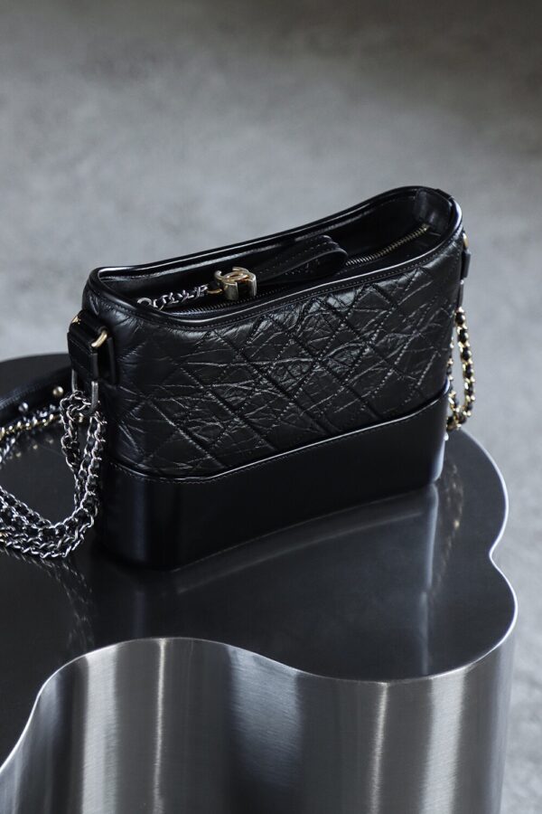 img_6827-2 God Factory Chanel Gabrielle Hobo Medium Retro Hardware Black Size 21*28*10cm