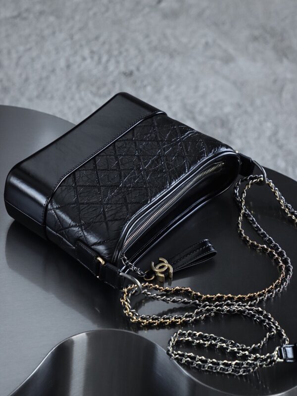 img_6830-2 God Factory Chanel Gabrielle Hobo Medium Retro Hardware Black Size 21*28*10cm