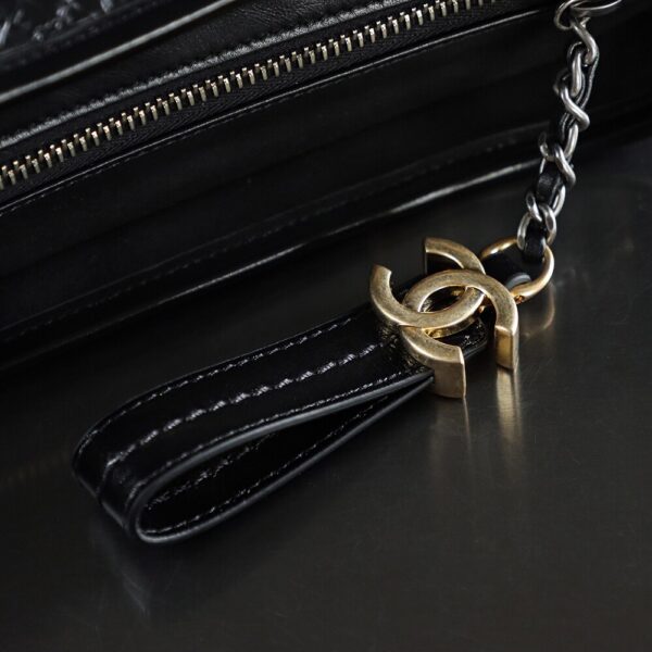 img_6833-2 God Factory Chanel Gabrielle Hobo Medium Retro Hardware Black Size 21*28*10cm