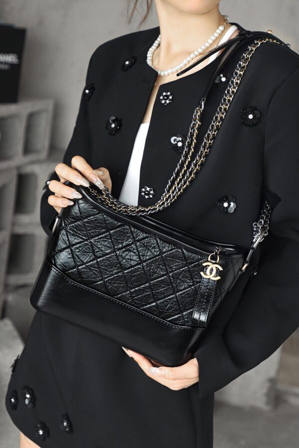 img_6843-2 God Factory Chanel Gabrielle Hobo Medium Retro Hardware Black Size 21*28*10cm