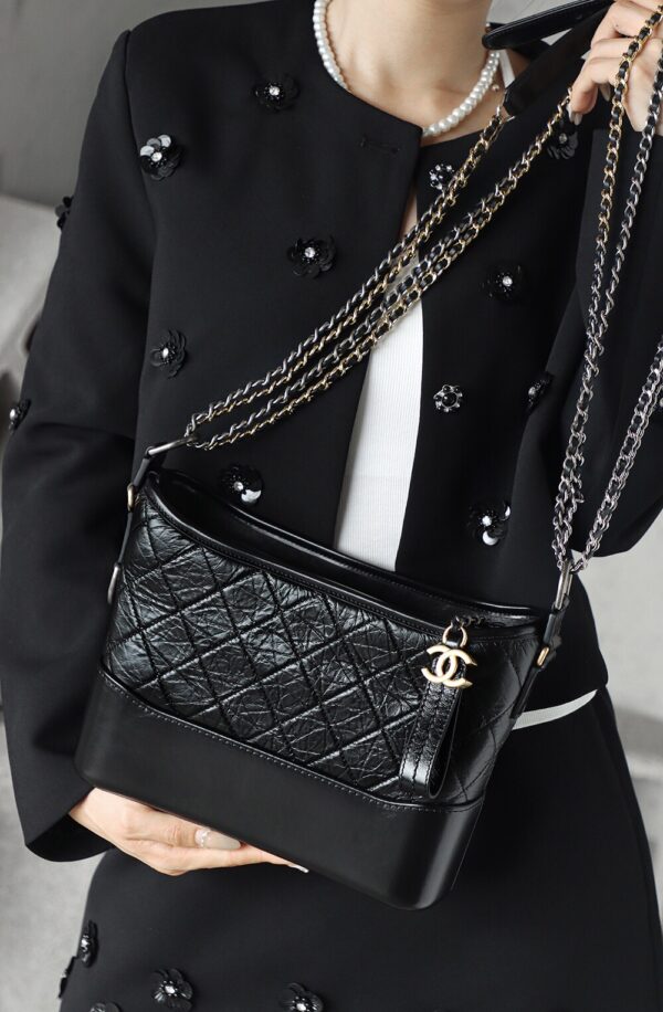 img_6844-2 God Factory Chanel Gabrielle Hobo Medium Retro Hardware Black Size 21*28*10cm