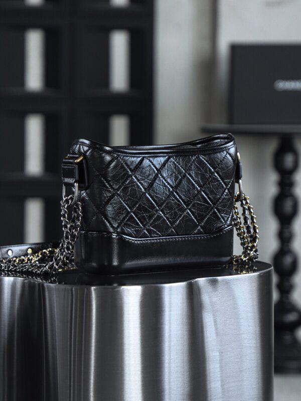 God Factory Chanel Gabrielle Hobo Small Retro Hardware Black Size 15*20*8cm