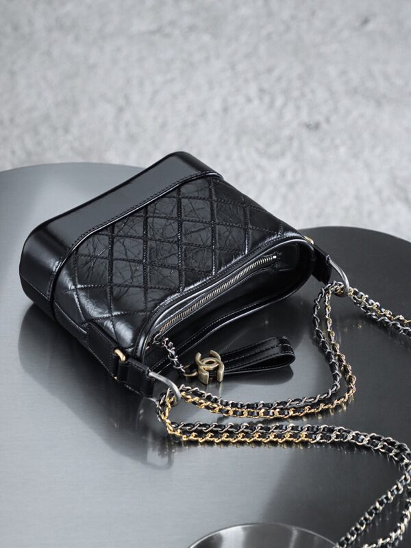 God Factory Chanel Gabrielle Hobo Small Retro Hardware Black Size 15*20*8cm