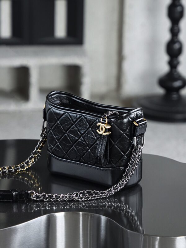 God Factory Chanel Gabrielle Hobo Small Retro Hardware Black Size 15*20*8cm