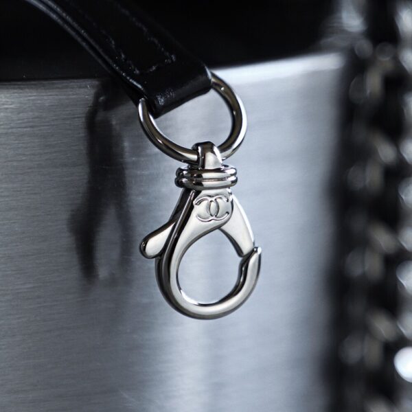 God Factory Chanel Gabrielle Hobo Small Retro Hardware Black Size 15*20*8cm