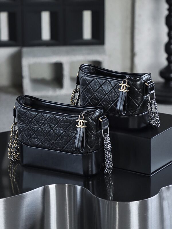God Factory Chanel Gabrielle Hobo Small Retro Hardware Black Size 15*20*8cm