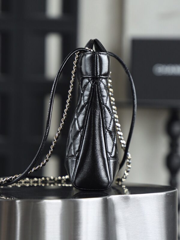 God Factory Chanel 25P 31 Bag Mini Black Bonaudo Size 22*23.5*5.5cm Gold Hardware