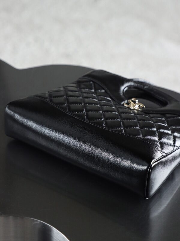 God Factory Chanel 25P 31 Bag Mini Black Bonaudo Size 22*23.5*5.5cm Gold Hardware