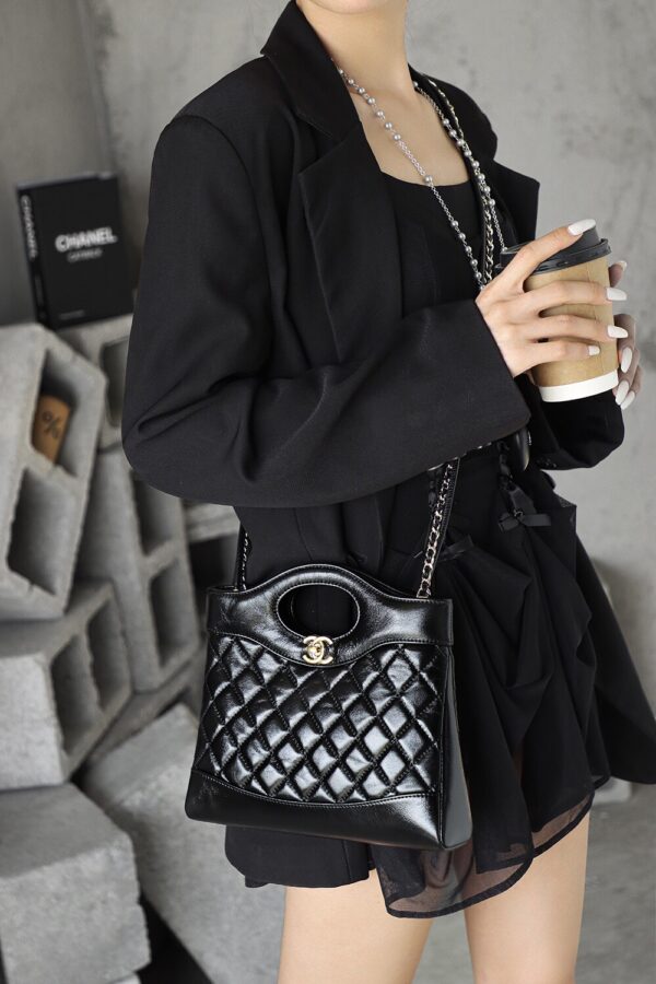 God Factory Chanel 25P 31 Bag Mini Black Bonaudo Size 22*23.5*5.5cm Gold Hardware