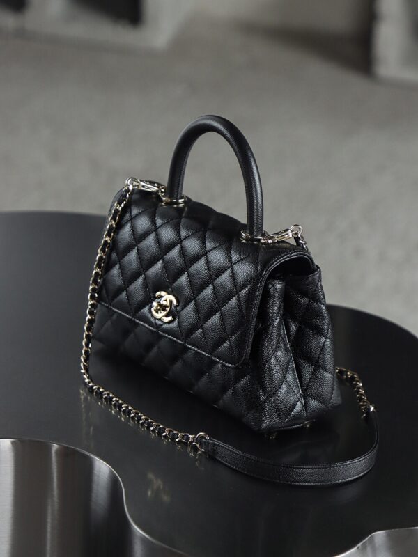 God Factory Chanel CoCo Handle Small HAAS Leather Size 14*24*10cm Pale Gold Hardware