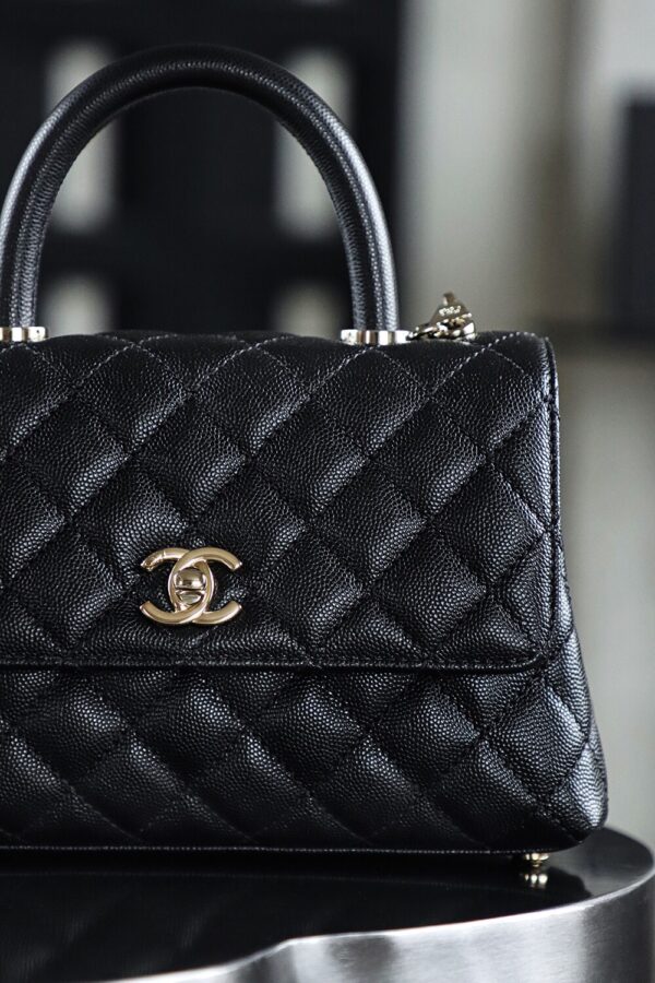 God Factory Chanel CoCo Handle Small HAAS Leather Size 14*24*10cm Pale Gold Hardware