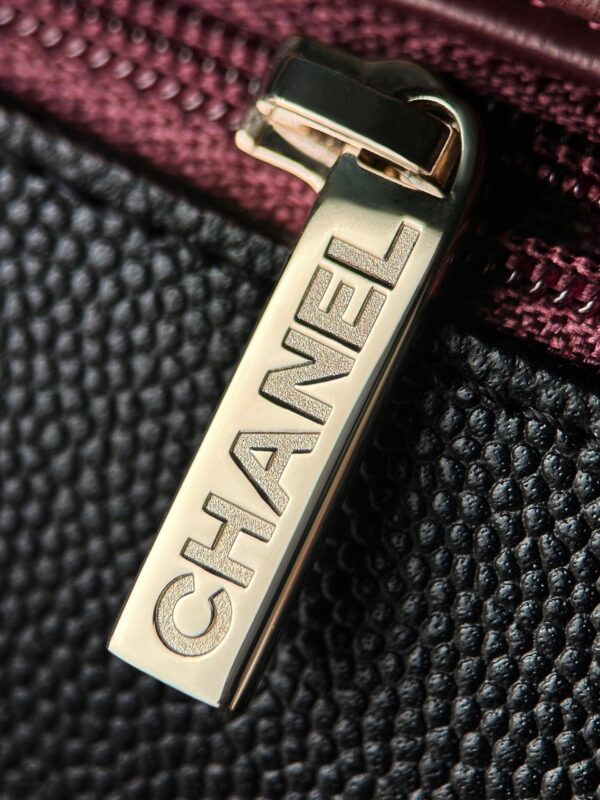 God Factory Chanel CoCo Handle Small HAAS Leather Size 14*24*10cm Pale Gold Hardware