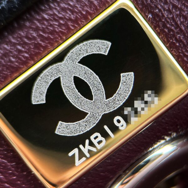 God Factory Chanel CoCo Handle Small HAAS Leather Size 14*24*10cm Pale Gold Hardware