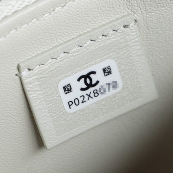 God Factory Chanel 25C Box Bags White impala Leather Size 17*19.5*5cm Pale Gold Hardware