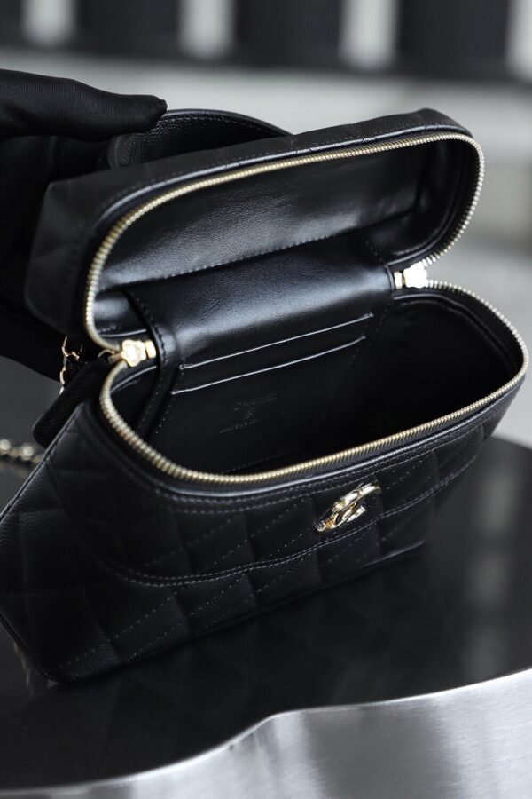God Factory Chanel 25C Box Bags Black impala Leather Size 17*19.5*5cm Pale Gold Hardware