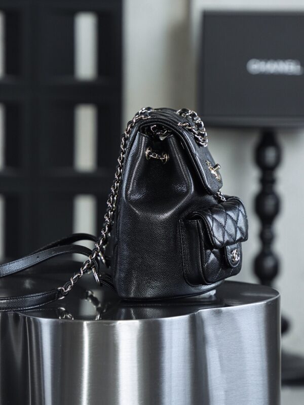 God Factory Chanel 24A Duma Medium  Black HAAS Leather 14K Pale Gold Size 20*20.5*11.5cm