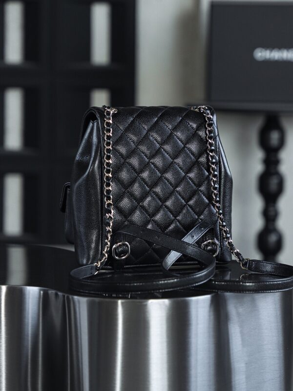 God Factory Chanel 24A Duma Medium  Black HAAS Leather 14K Pale Gold Size 20*20.5*11.5cm