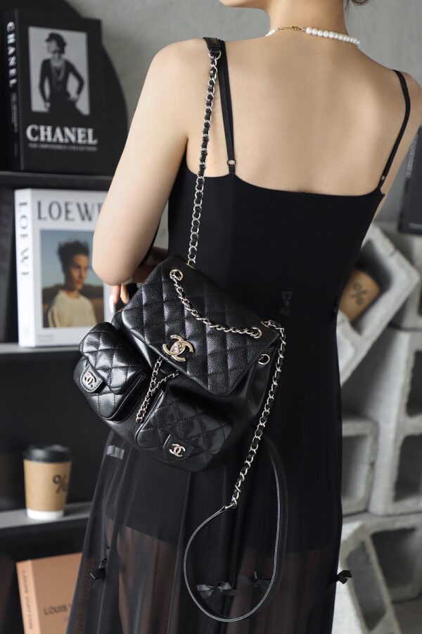 God Factory Chanel 24A Duma Medium  Black HAAS Leather 14K Pale Gold Size 20*20.5*11.5cm
