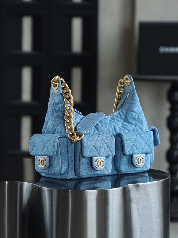 God Factory Chanel 25C Hobo Small Fashion Art / Denim Blue 24K Retro Gold Size 22*31*15cm