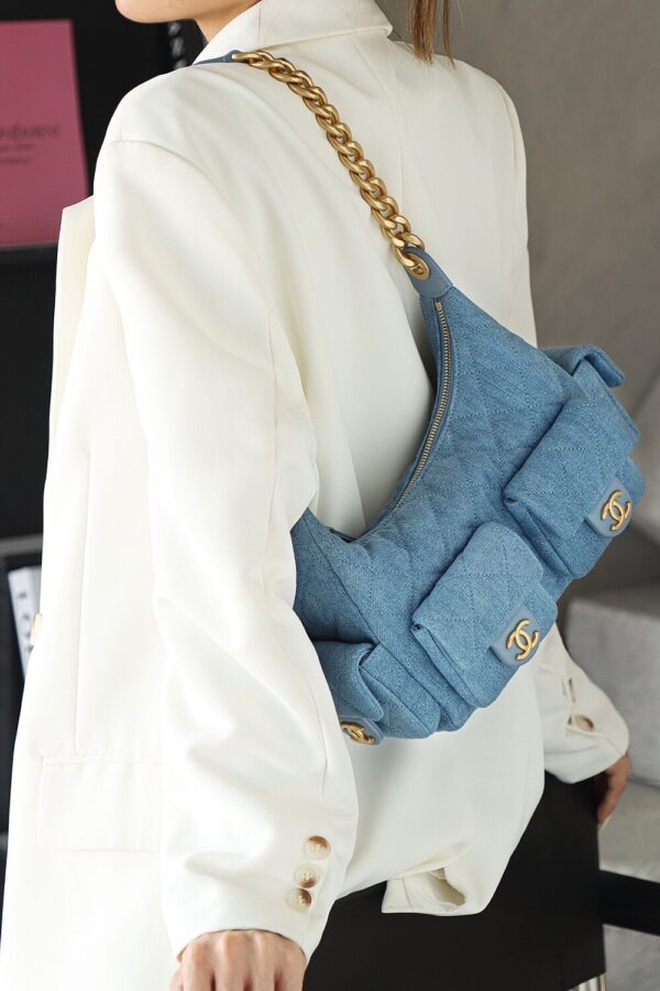 God Factory Chanel 25C Hobo Small Fashion Art / Denim Blue 24K Retro Gold Size 22*31*15cm