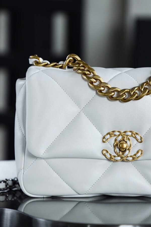 img_7596-2 God Factory Chanel 19 Bag White GR Sheep Leather GHW Medium size