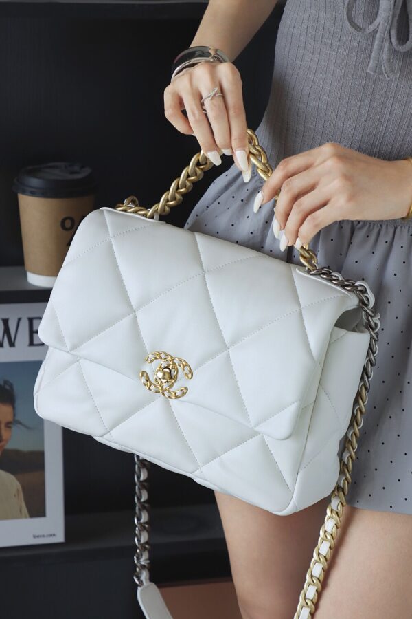img_7602-2 God Factory Chanel 19 Bag White GR Sheep Leather GHW Medium size