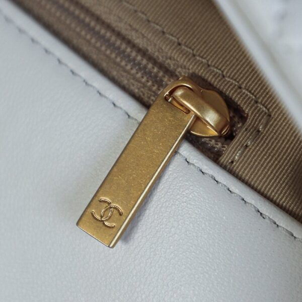 img_7625-2 God Factory Chanel 19 Bag Small White Gold Hardware Size 16*26*9cm